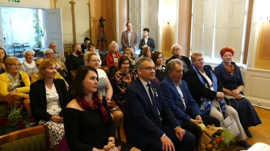 wernisaz-wystawy-prac-henryka-stankiewicza.mp4