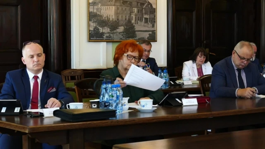 za-nami-sesja-rady-powiatu-w-wejherowie.mp4