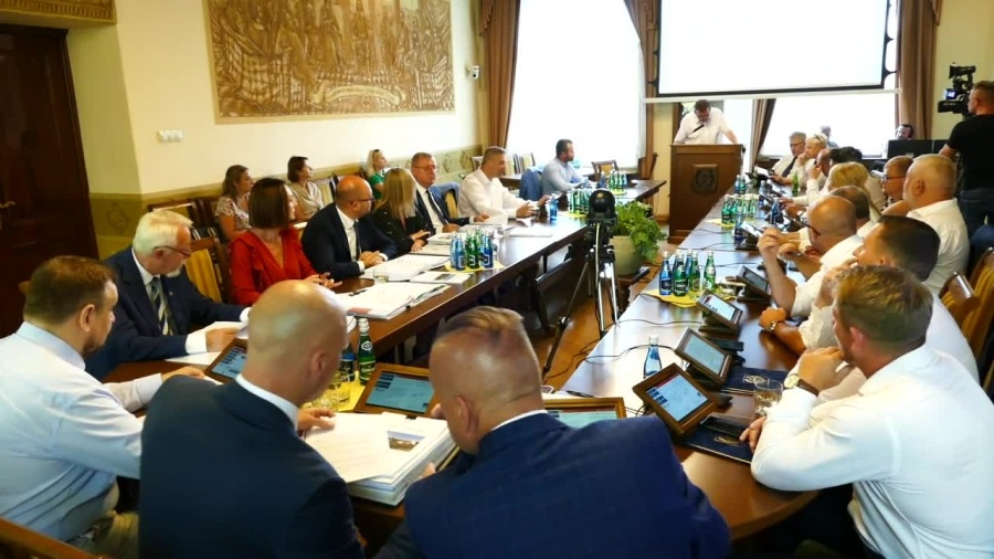 absolutorium-i-wotum-zaufania-dla-prezydenta-wejherowa.mp4