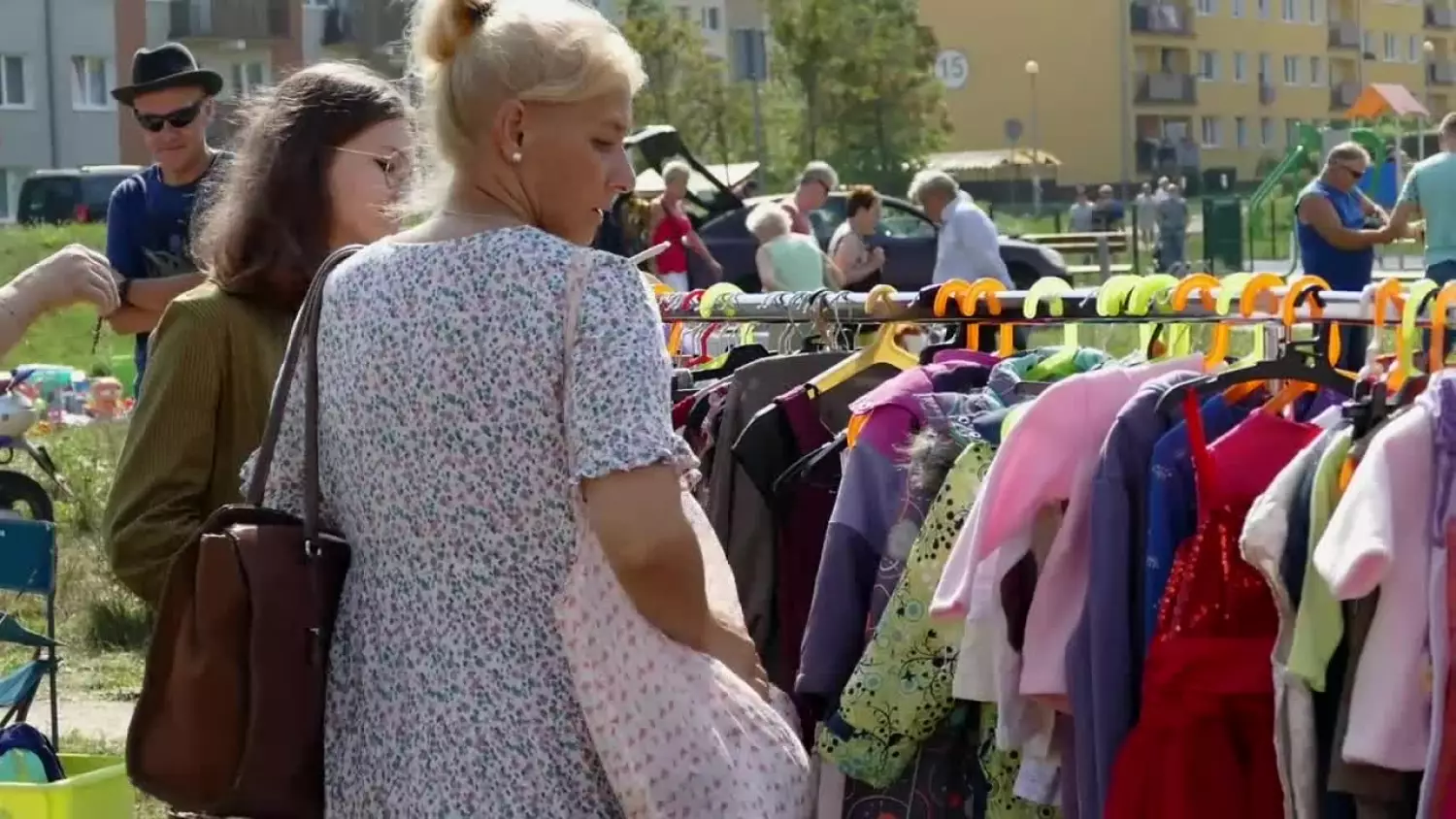 i-pchli-targ-przyciagnal-wielu-zainteresowanych.mp4