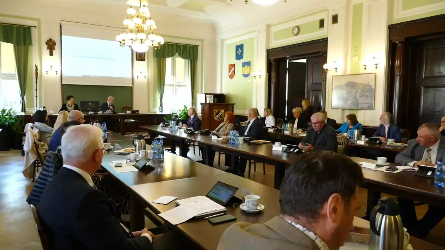 radni-powiatu-spotkali-sie-na-pazdziernikowej-sesji.mp4