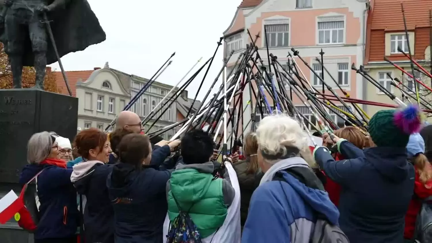 11-listopada-w-wejherowie-bylo-patriotycznie-i-na-sportowo.mp4