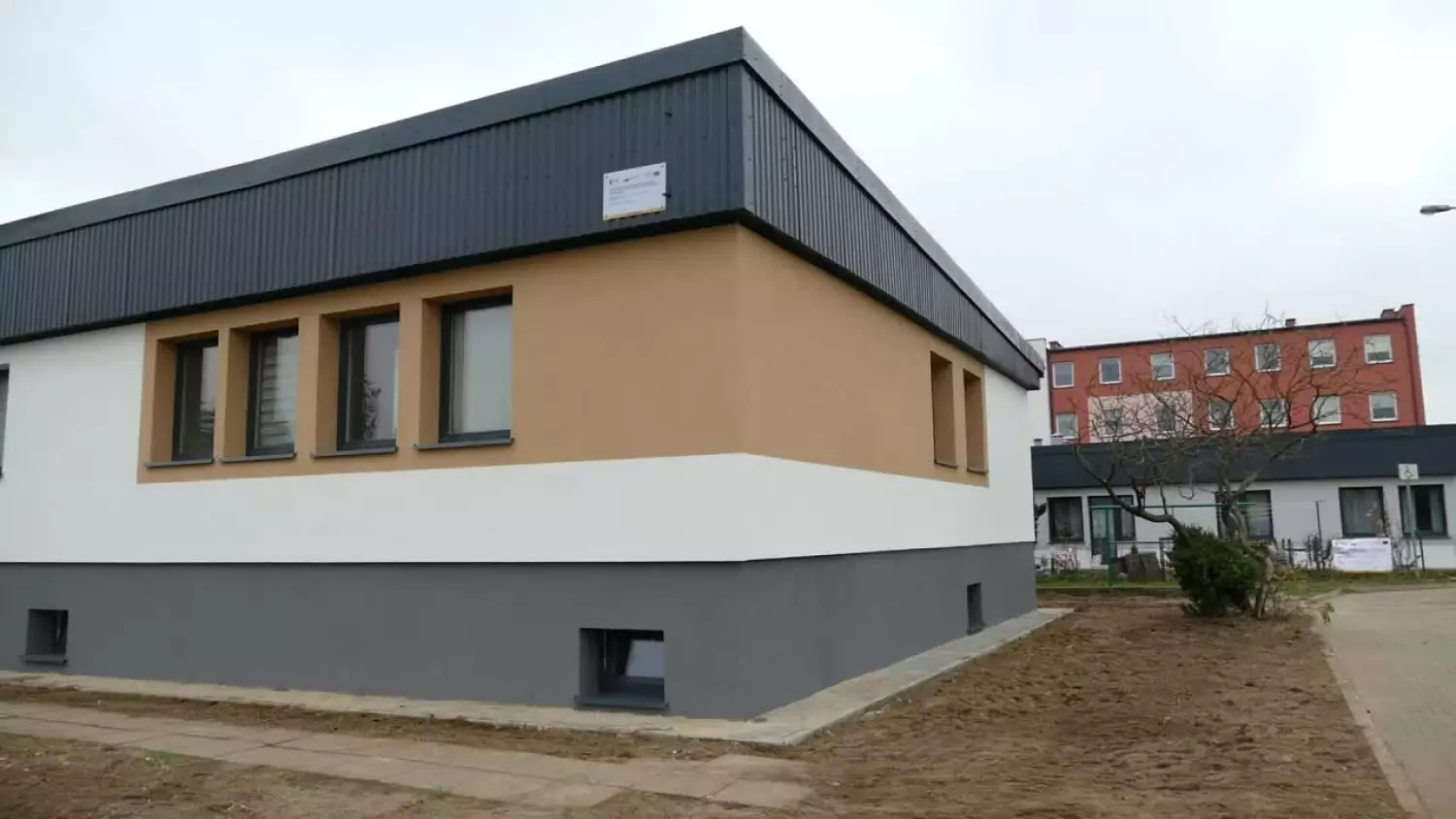 zmienia-sie-oblicze-budynkow-komunalnych-w-wejherowie.mp4