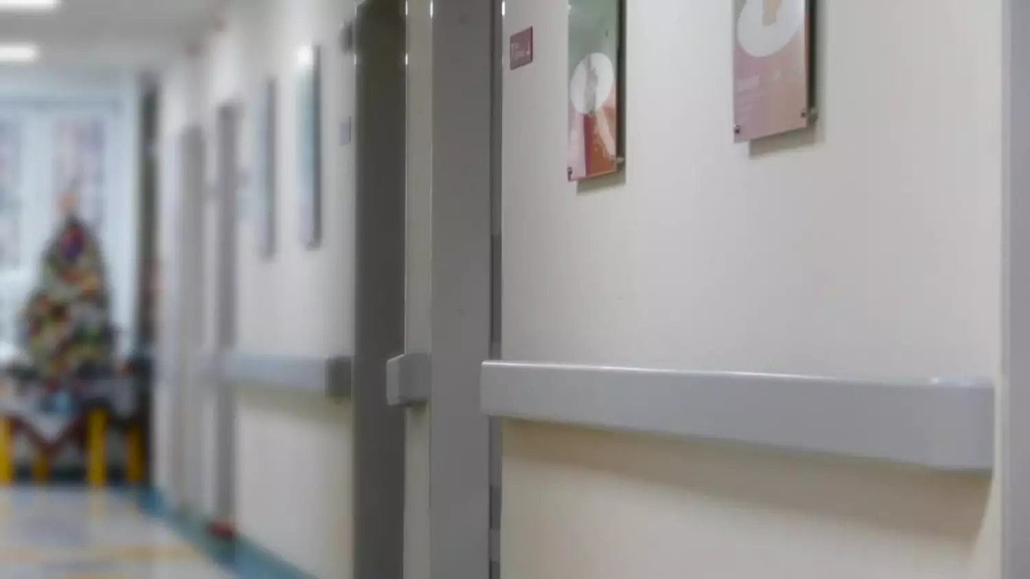 sw-mikolaj-odwiedzil-najmlodszych-pacjentow-szpitala-w-wejherowie.mp4