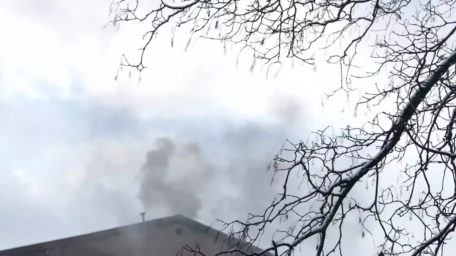 straz-miejska-kontroluje-czym-mieszkancy-pala-w-piecach.mp4