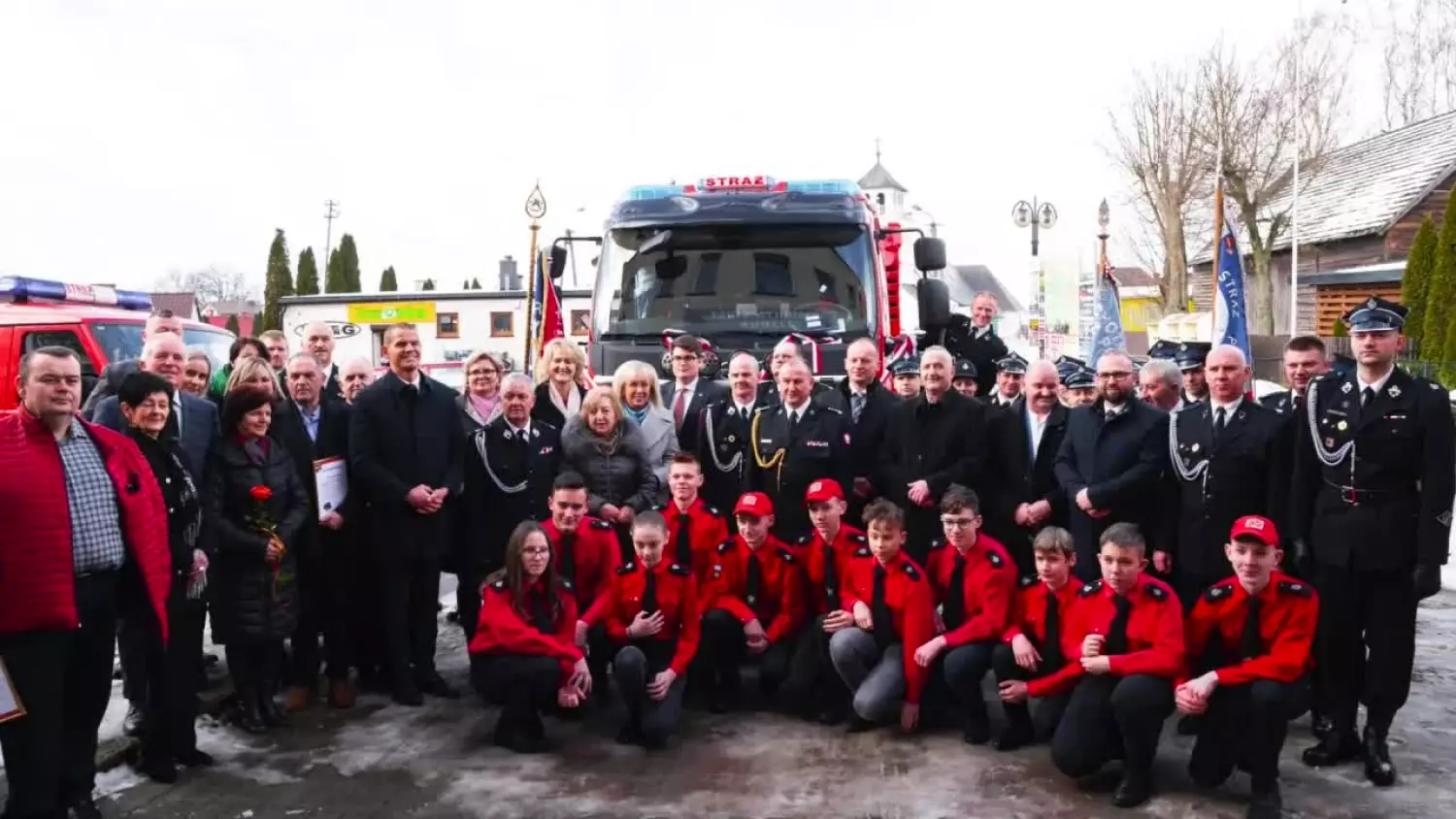 nowy-woz-dla-strazakow-z-osp-linia.mp4