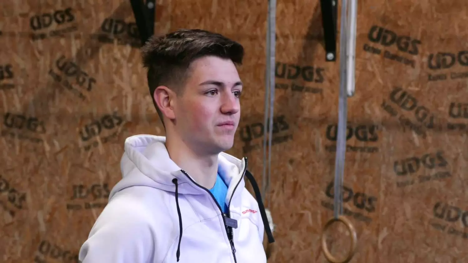 04-porozmawjajmy-jan-tatarowicz-2pop.mp4