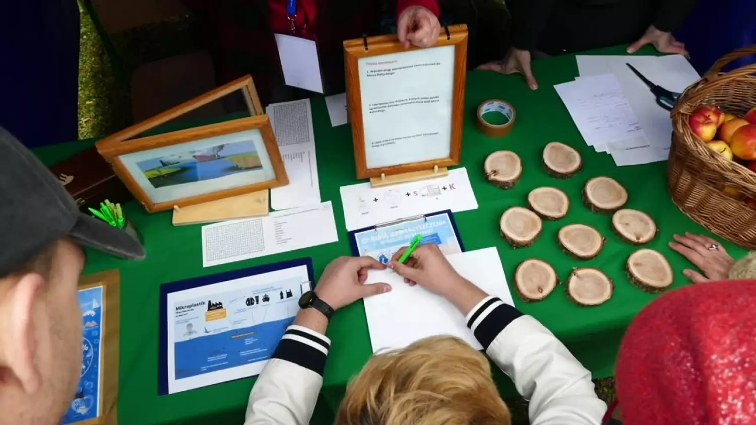 grali-i-poznawali-morze-baltyckie.mp4