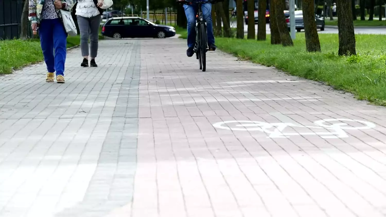 hulajnoga-jak-bezpiecznie-poruszac-sie-po-miescie.mp4