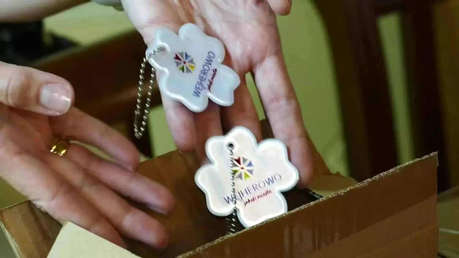 nos-dumnie-odblaski-x264.mp4