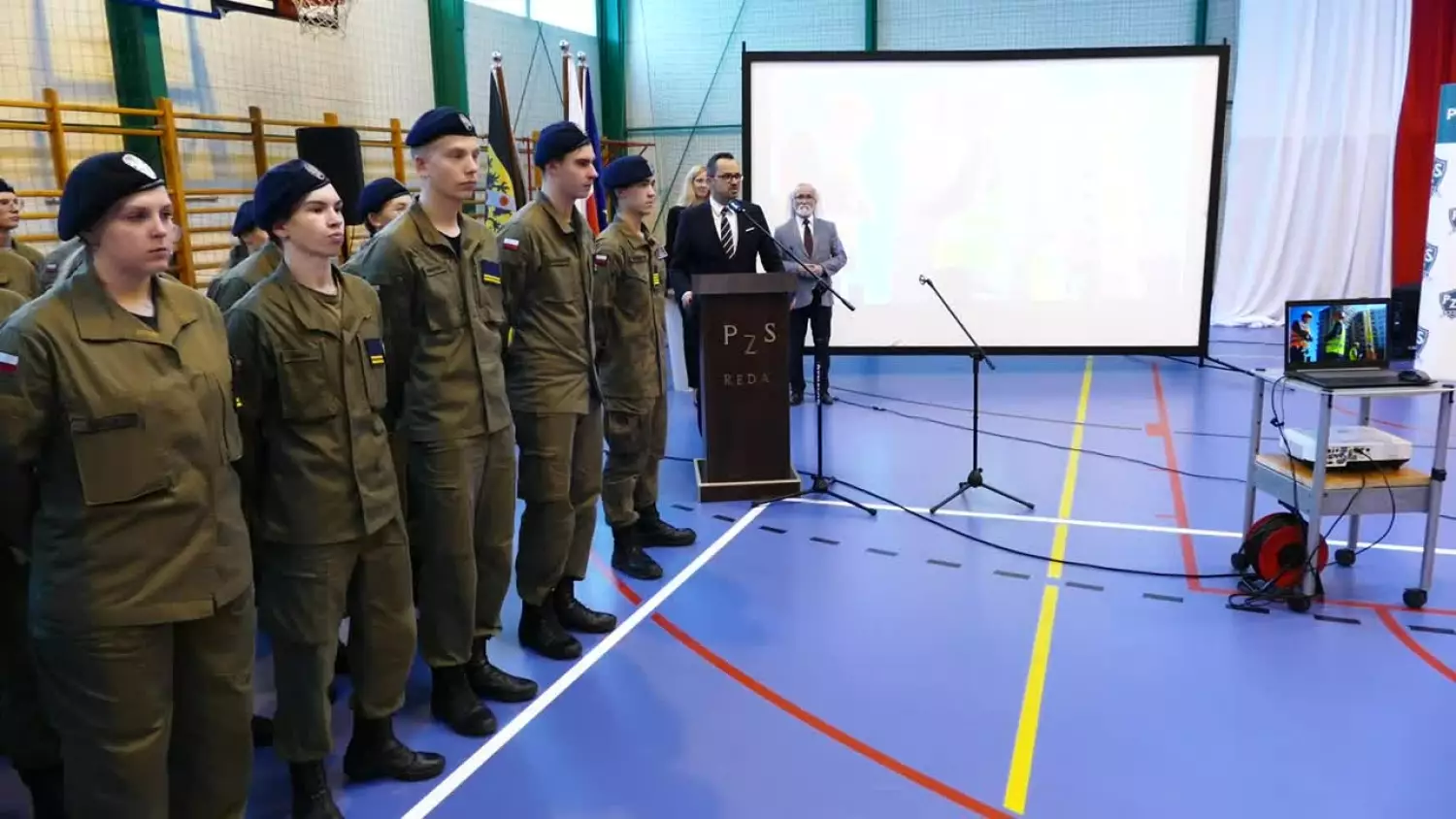 miliony-na-rozbudowe-szkoly-mundurowej-x264-abad65f.mp4