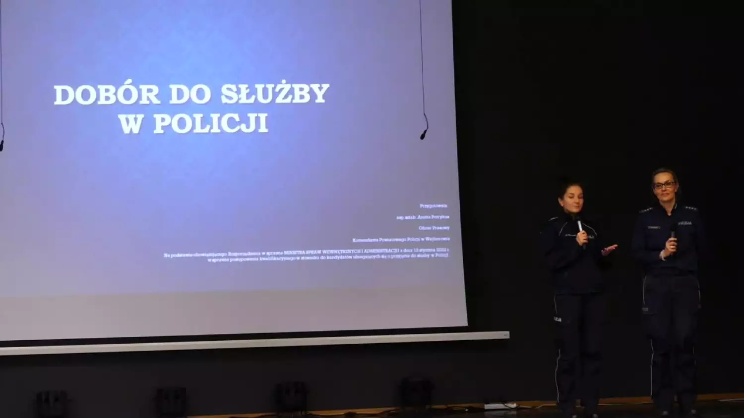maturzysci-do-pracy-w-policji.mp4