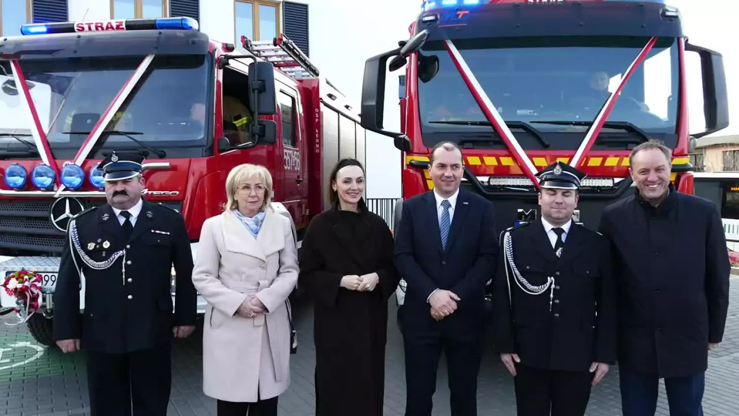 nowe-wozy-strazackie-dla-osp-w-gminie-szemud.mp4