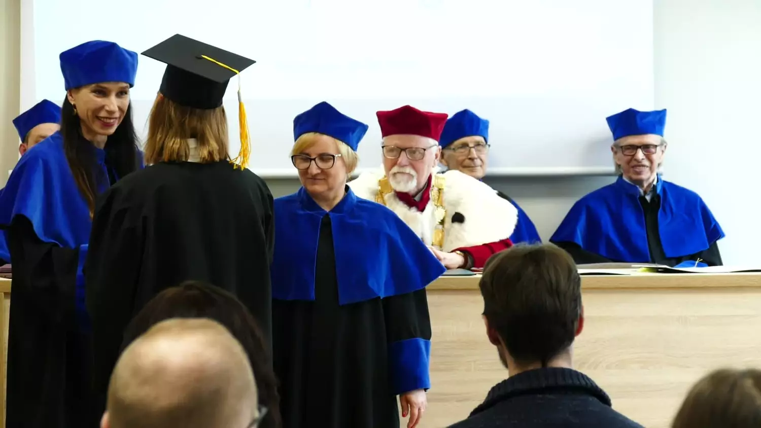 trzecia-promocja-magisterska-w-kpsw.mp4