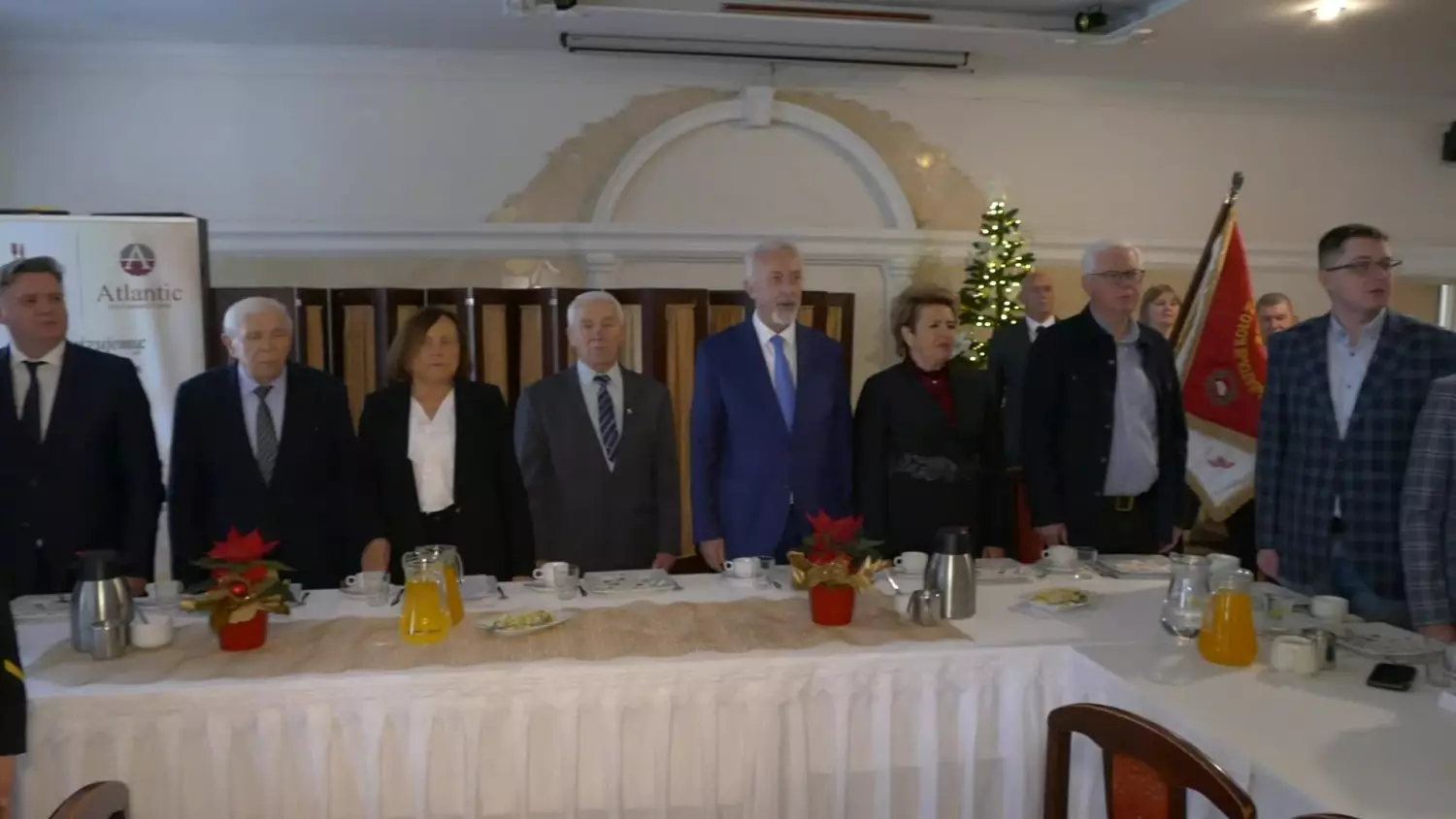 nowy-sztandar-dla-inwalidow-wojennych.mp4