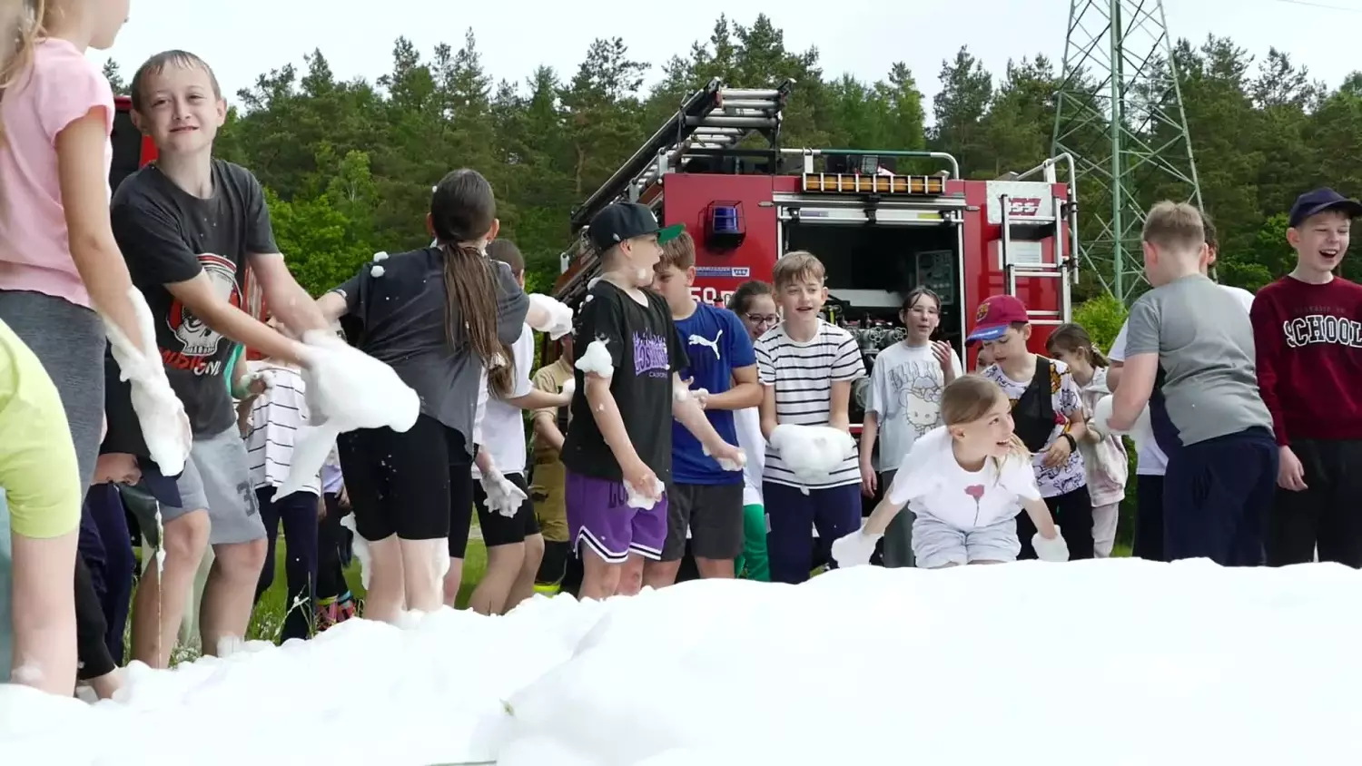 festyn-jednastki-na-polanie-jakubowej.mp4