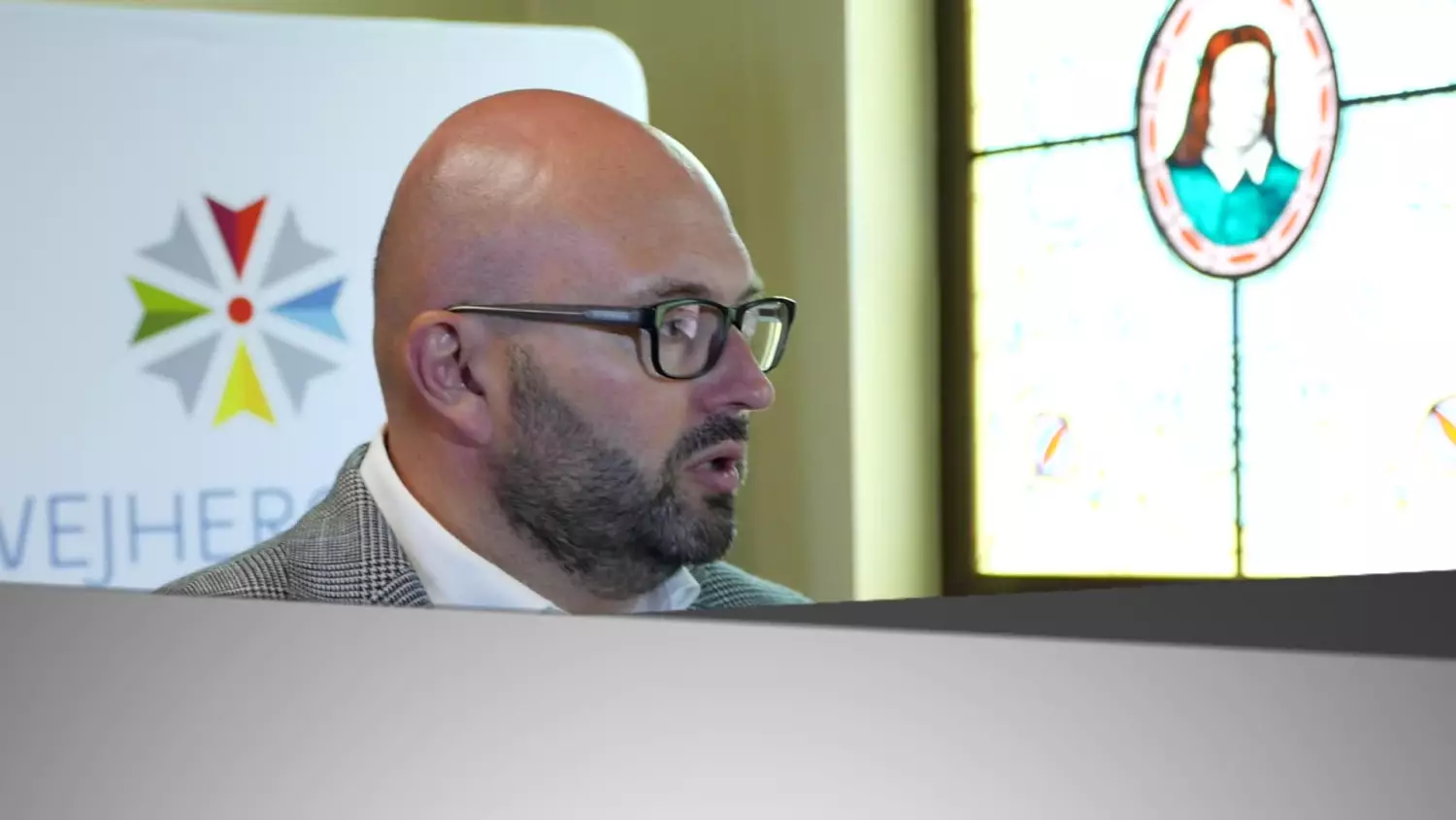 podpis-umowy-na-kompleksowa-termomoder-plywalni.mp4