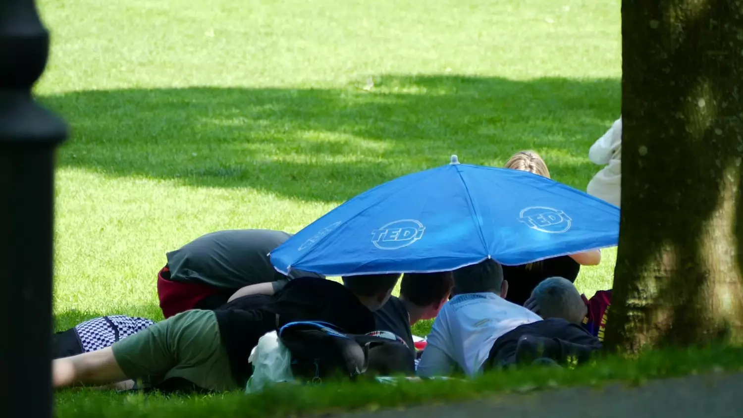 bezpieczne-wakacje-02-opieka-nad-dzieckiem.mp4