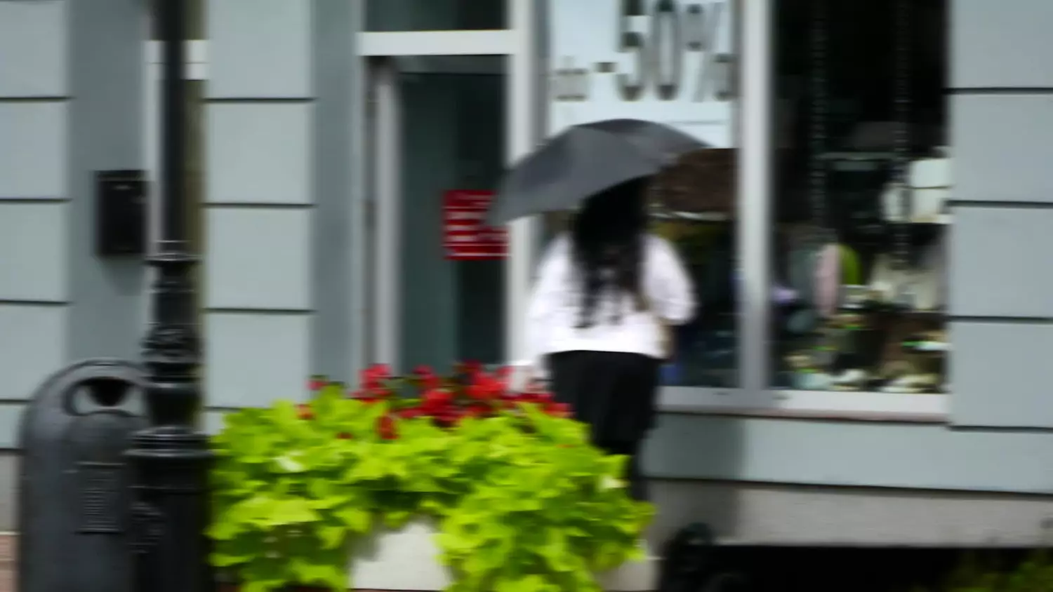 zlodziejka-kart-bankomatowej-zlapana-1.mp4